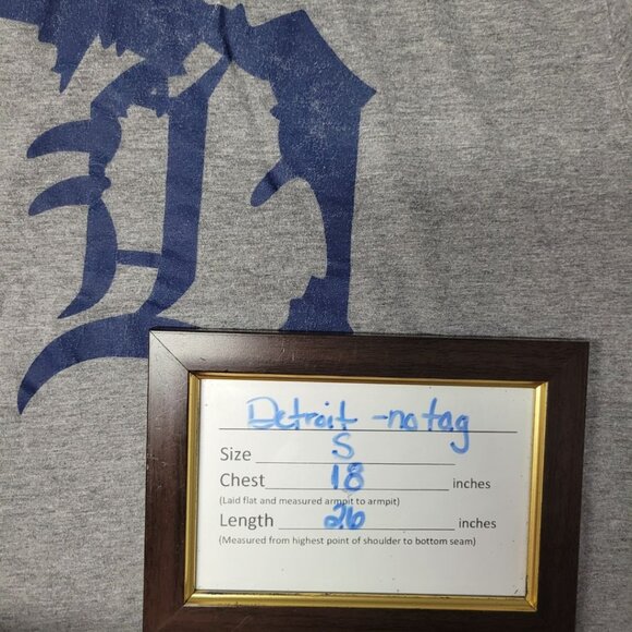 Detroit Tigers Tee Shirt Soft No Tags Gray Baseball Adult Small Mens Michigan - Picture 4 of 7